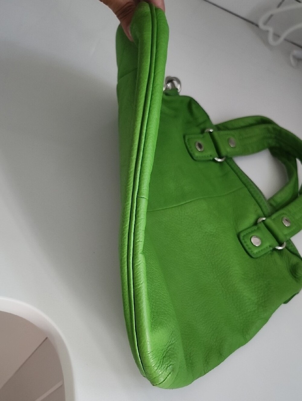 Marc Jacobs Bright Green Leather Satchel - Picture 6 of 8